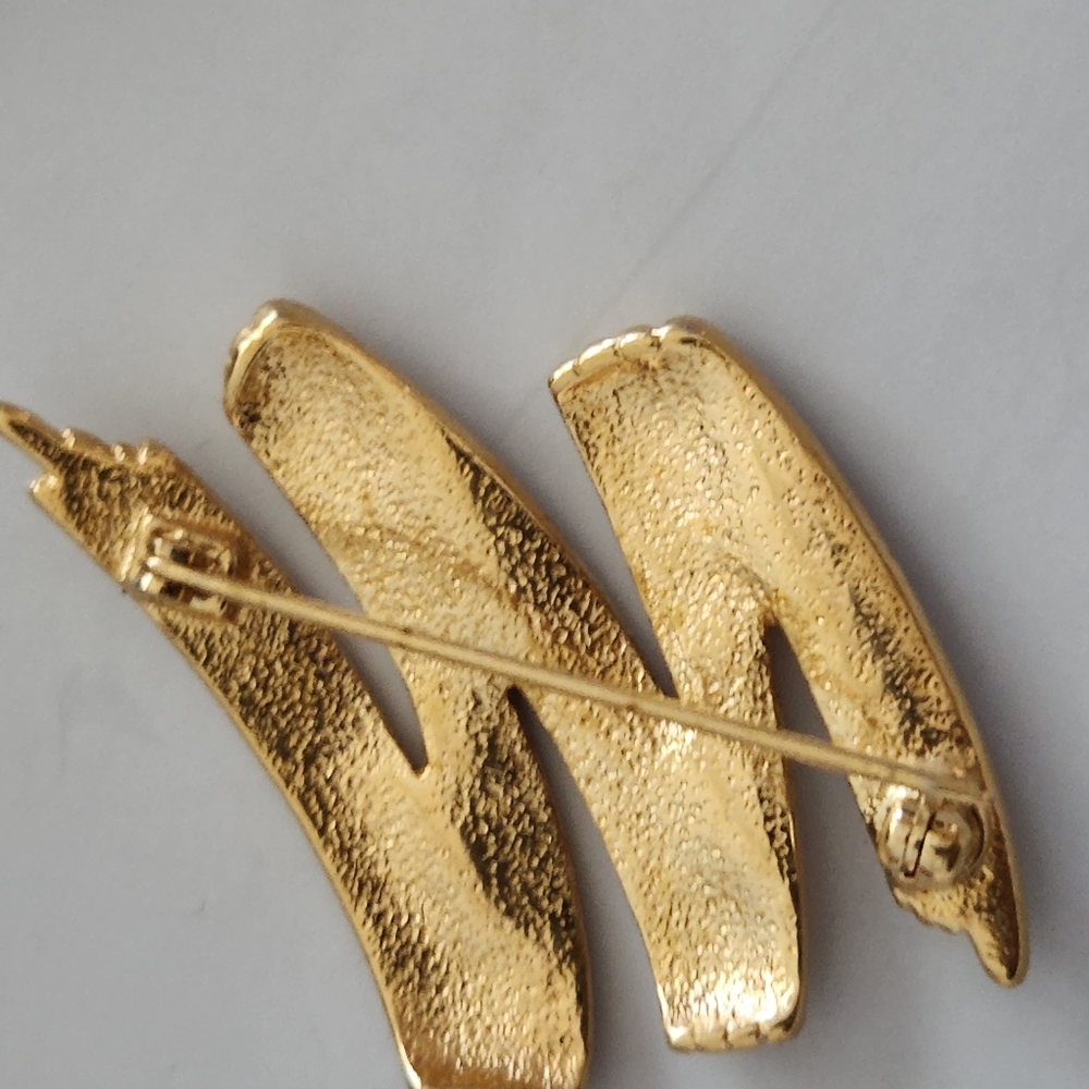 Brooch - Picture 3 of 8